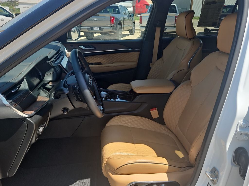 2025 Jeep Grand Cherokee L Summit
