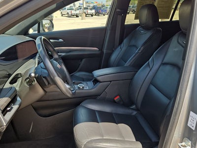 2024 Cadillac XT4 Premium Luxury