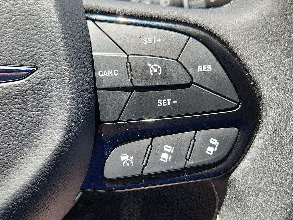 2024 Chrysler Pacifica Touring L S package