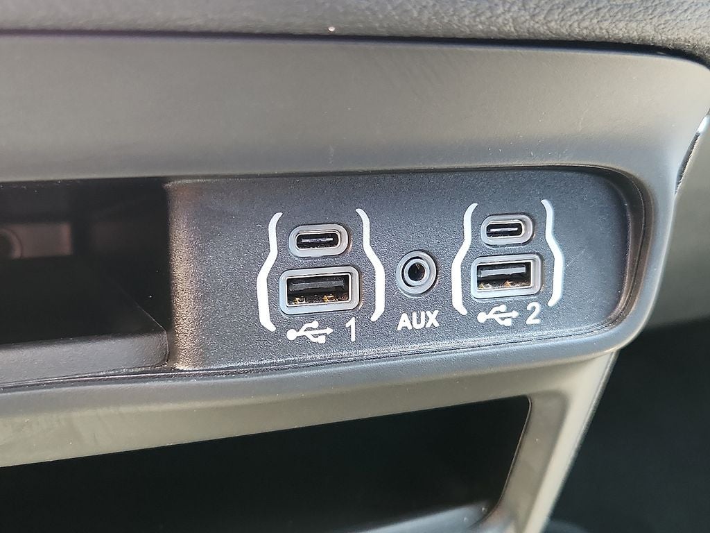 2024 Chrysler Pacifica Touring L S package