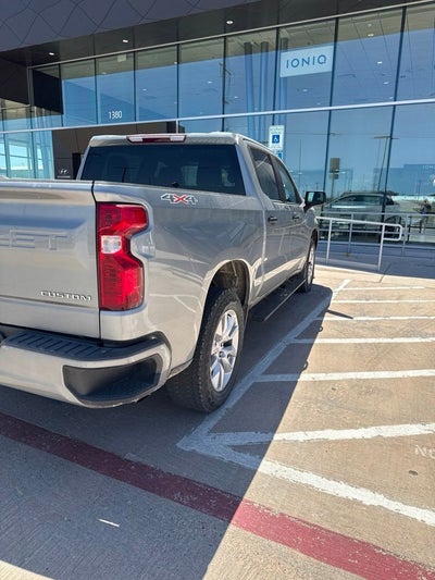2023 Chevrolet Silverado 1500 Custom