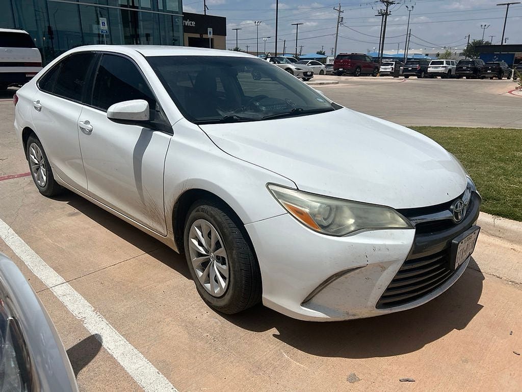 2016 Toyota Camry LE