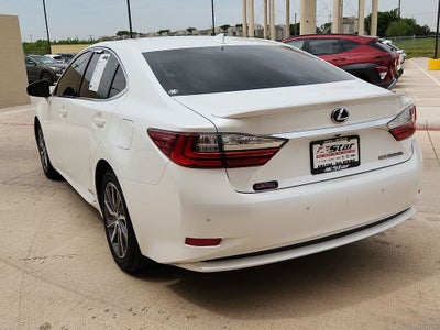 2018 Lexus ES 300h