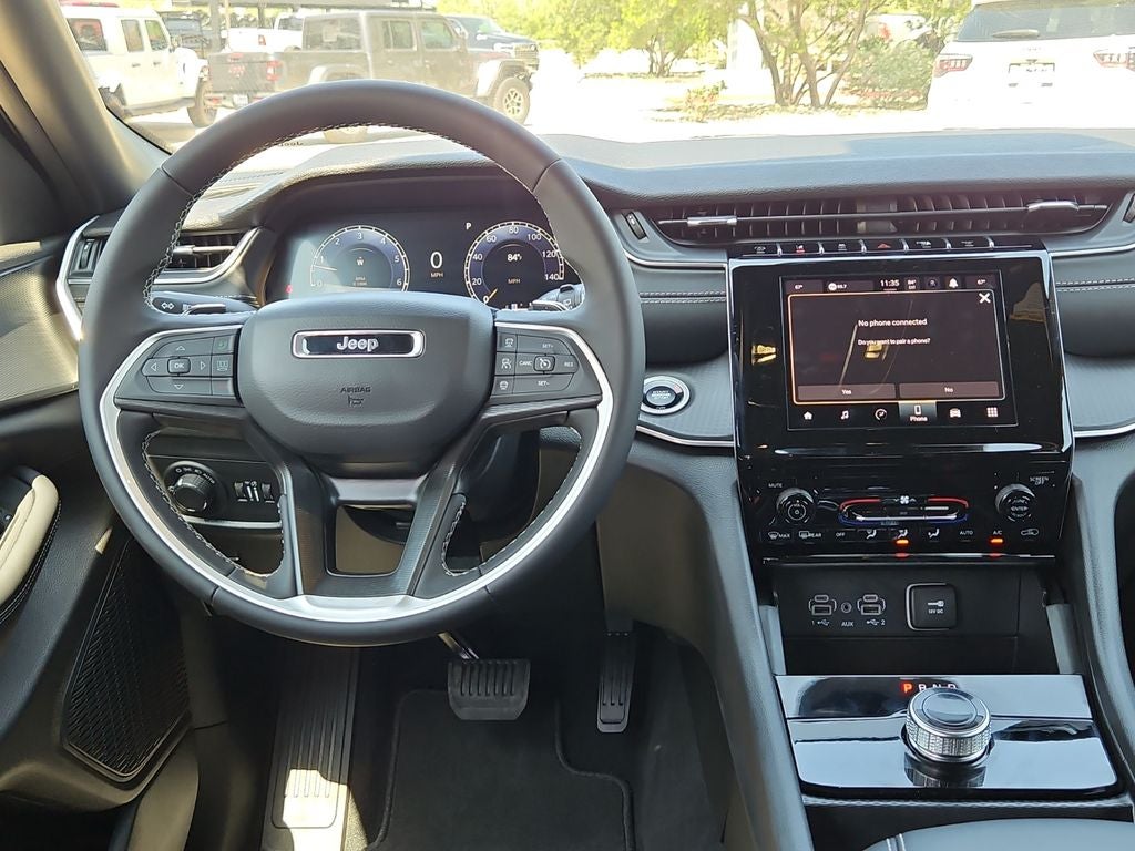 2026 Jeep Grand Cherokee Laredo