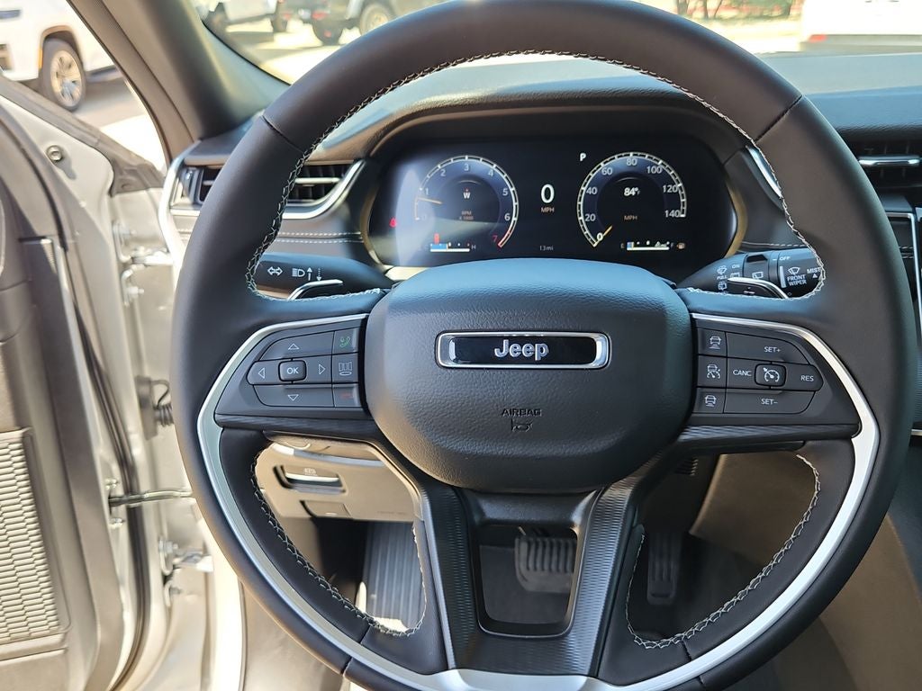 2026 Jeep Grand Cherokee Laredo