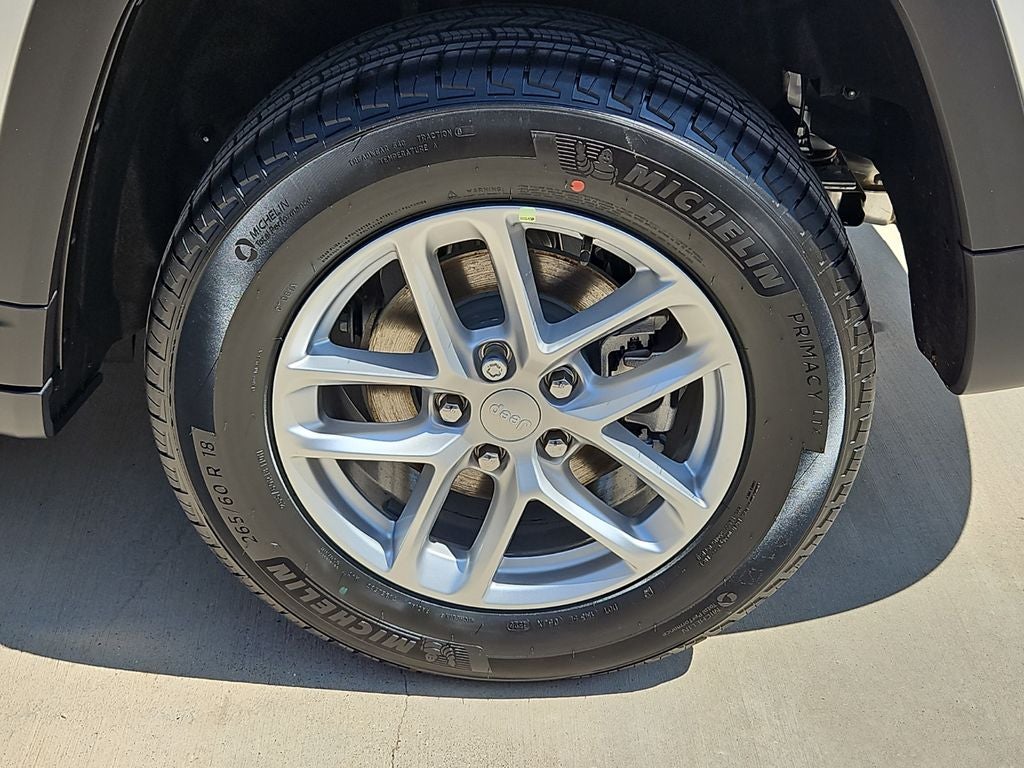 2026 Jeep Grand Cherokee Laredo