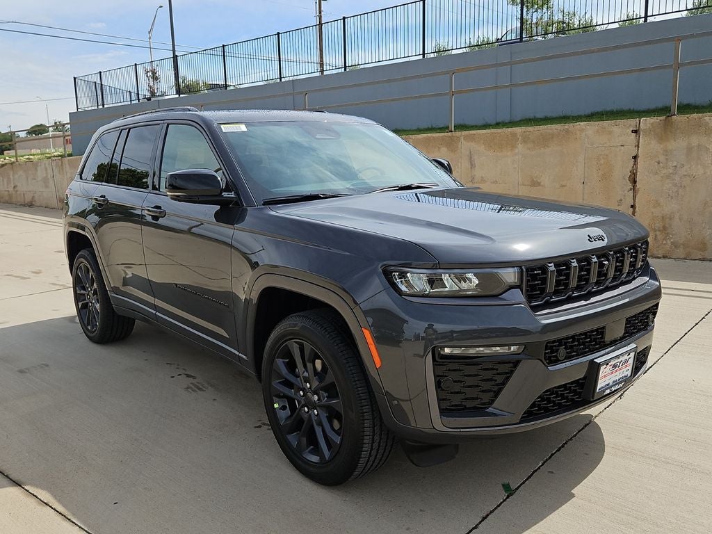 2026 Jeep Grand Cherokee Limited Reserve