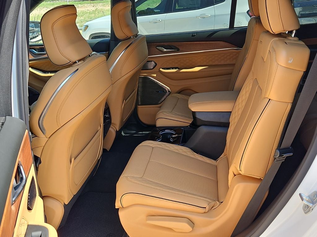2026 Jeep Grand Cherokee L Summit