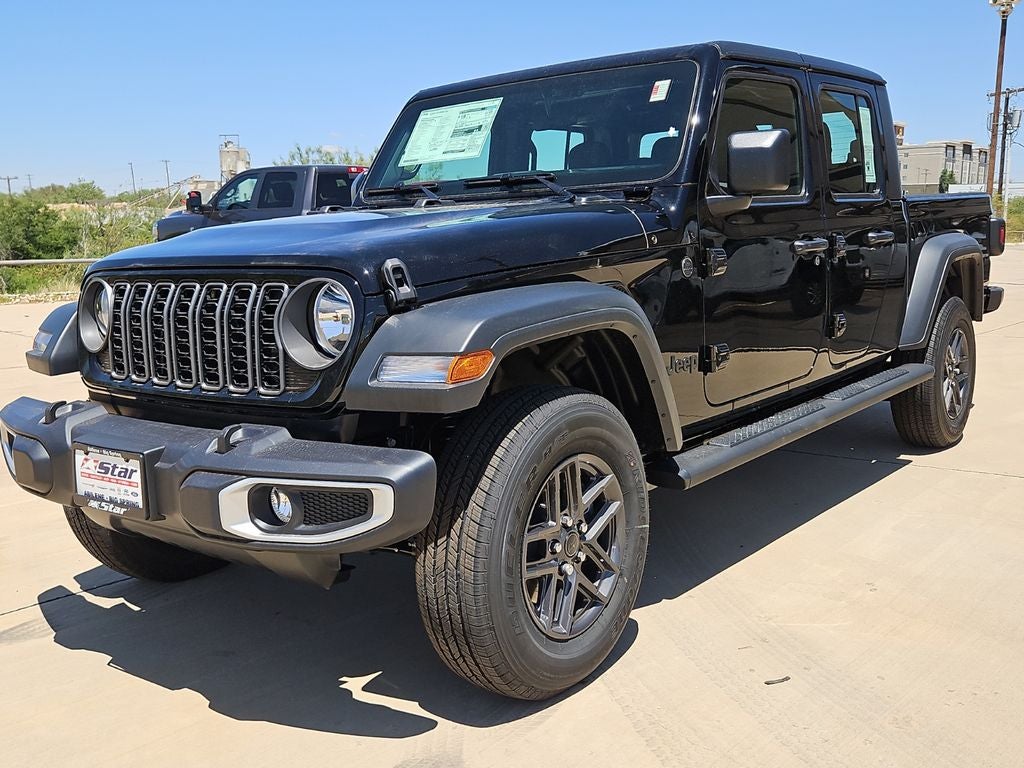 2026 Jeep Gladiator Sport