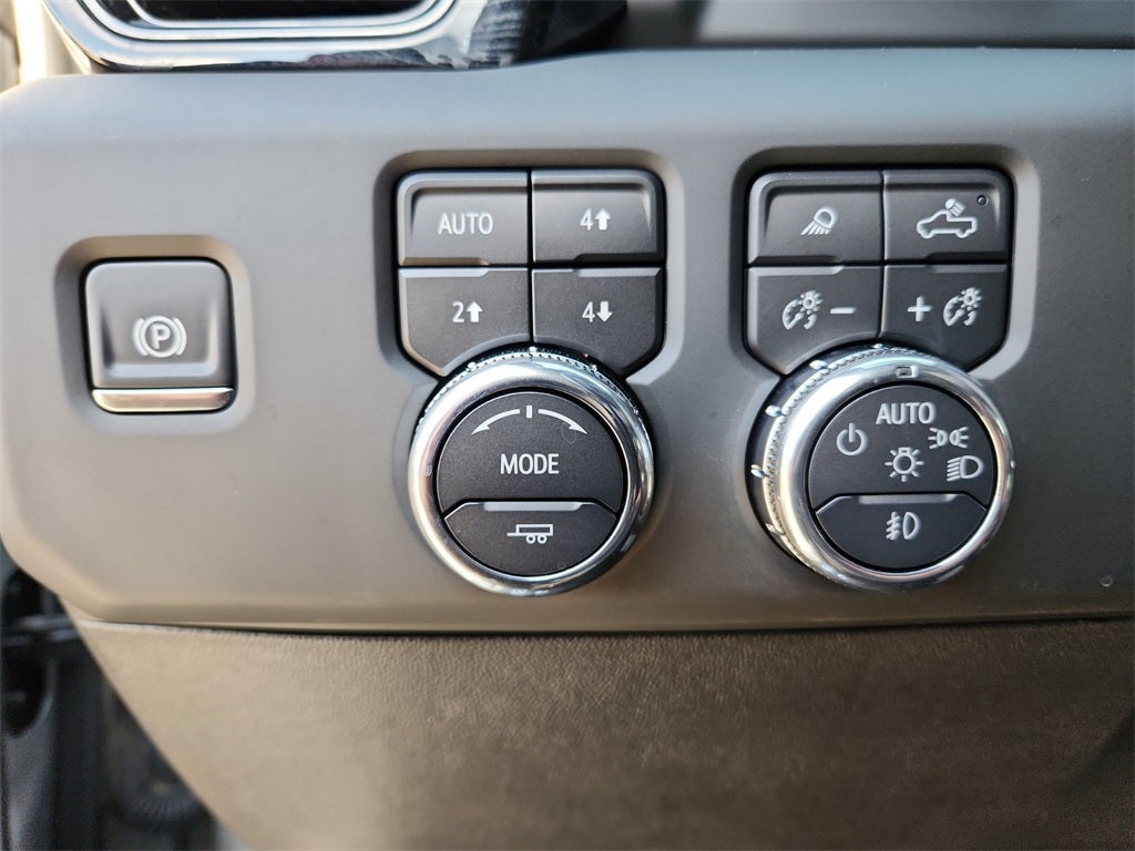 2025 GMC Sierra 2500HD AT4X