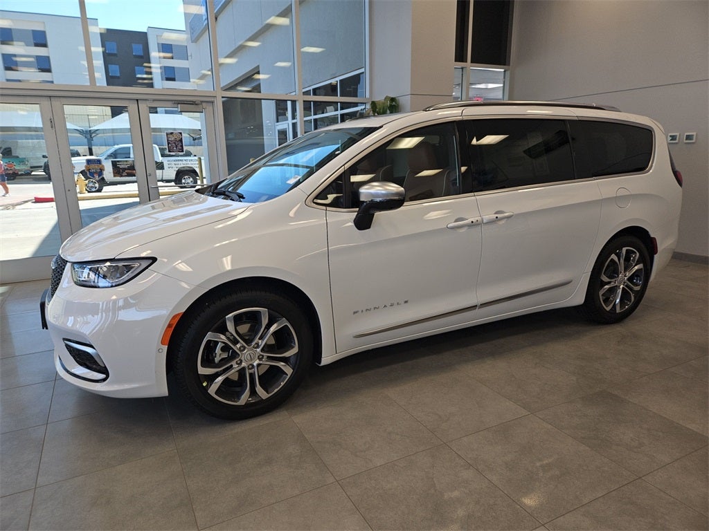 2026 Chrysler Pacifica Pinnacle