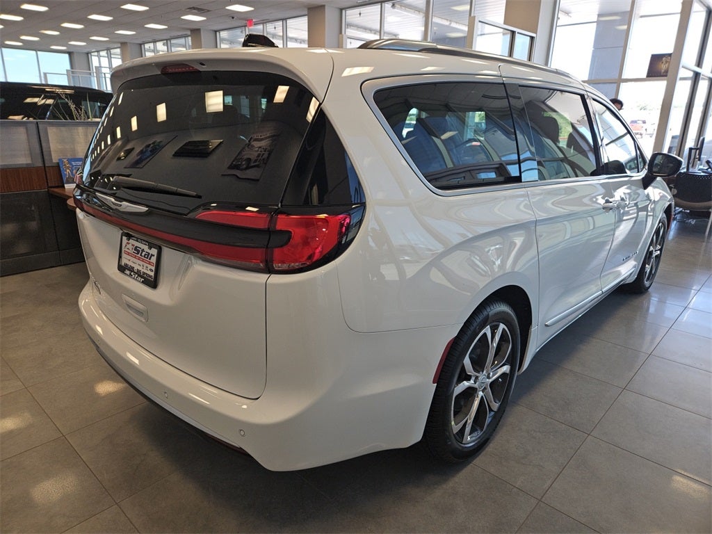 2026 Chrysler Pacifica Pinnacle
