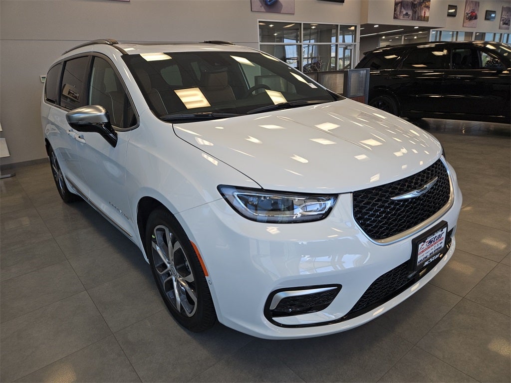 2026 Chrysler Pacifica Pinnacle