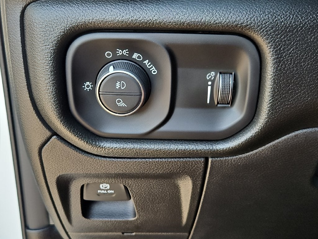 2026 RAM 1500 Warlock