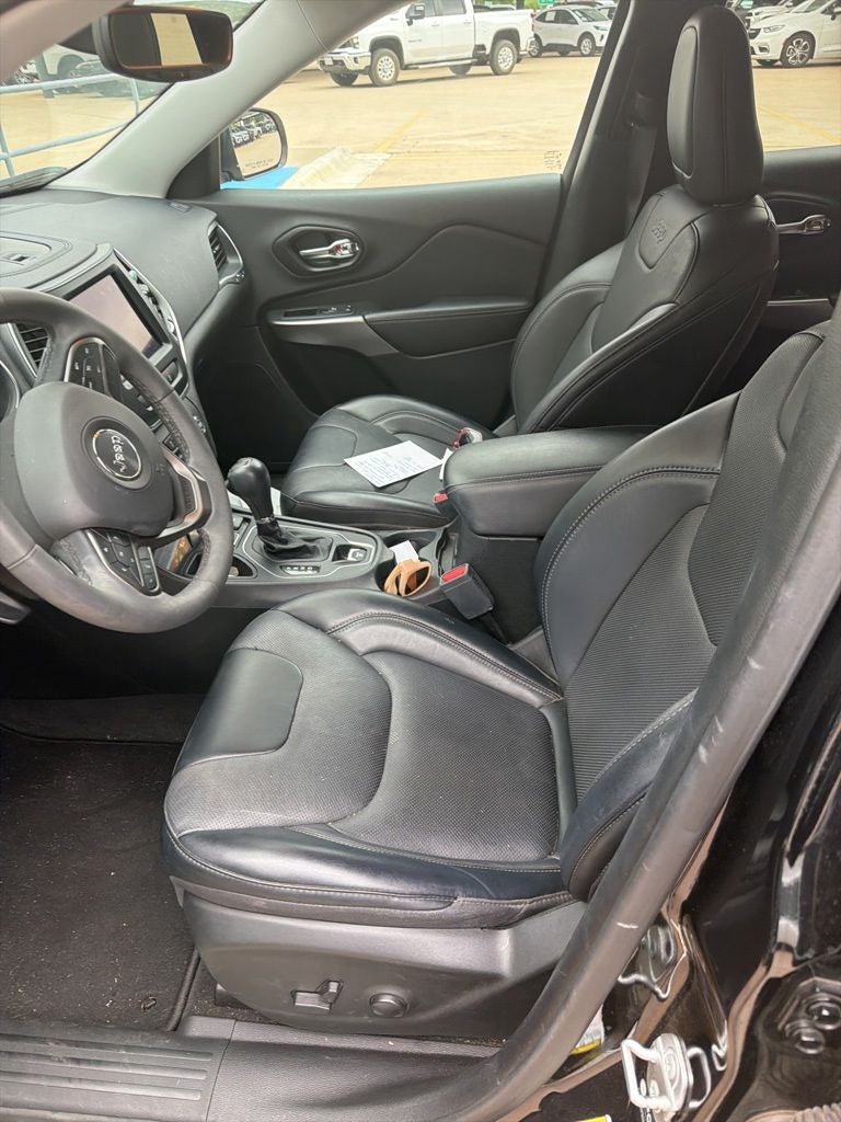 2022 Jeep Cherokee Latitude Lux