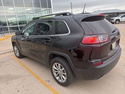 2022 Jeep Cherokee Latitude Lux