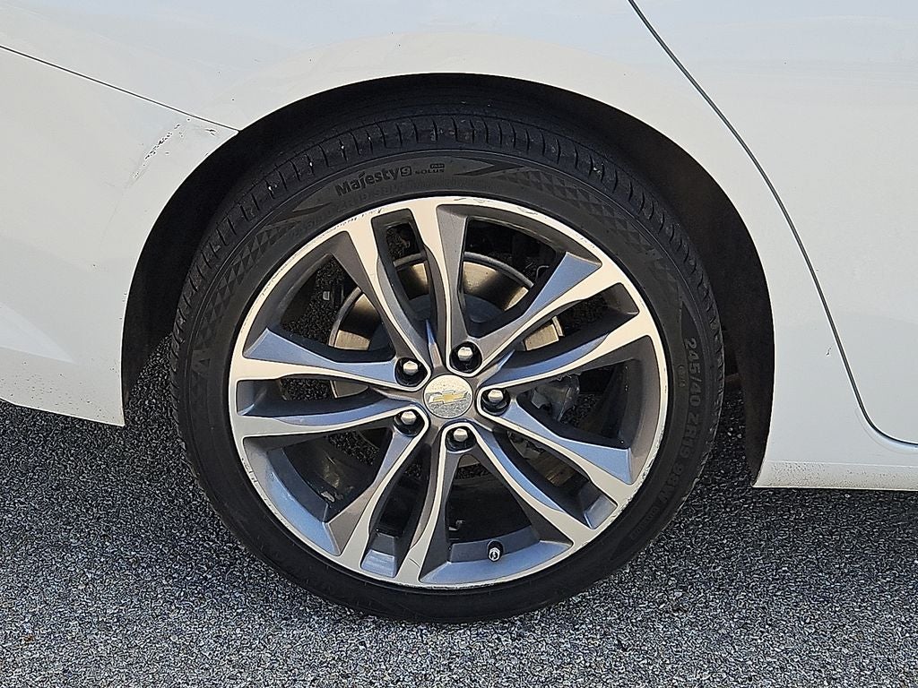 2022 Chevrolet Malibu LT