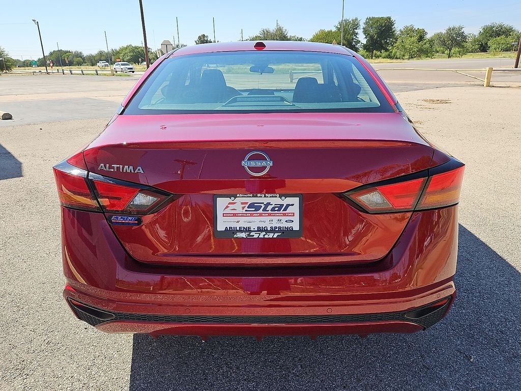 2025 Nissan Altima 2.5 SV