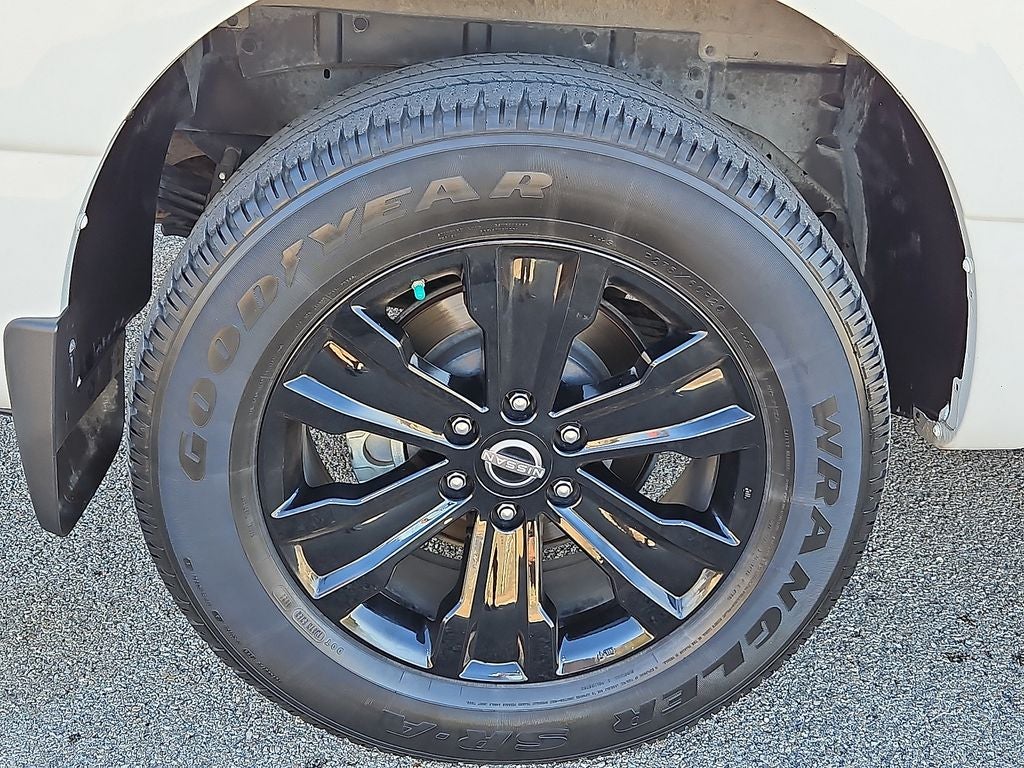 2024 Nissan Titan SV