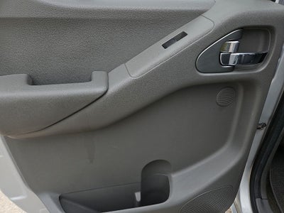 2011 Nissan Frontier SL
