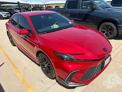 2025 Toyota Camry SE