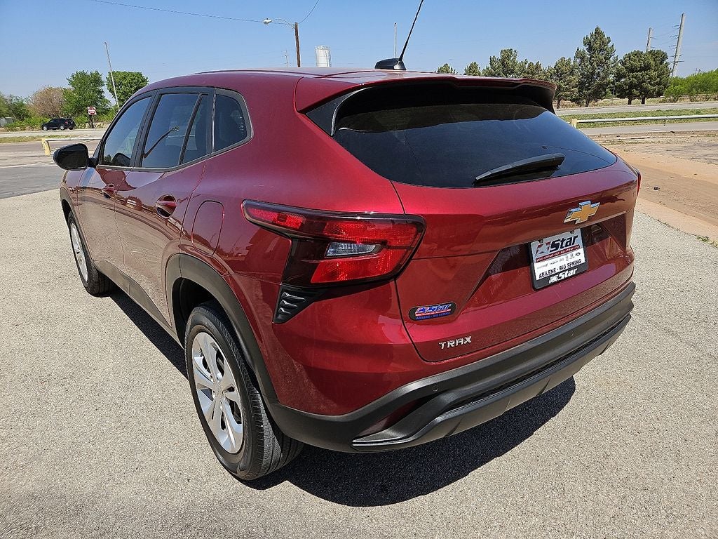 2025 Chevrolet Trax LS